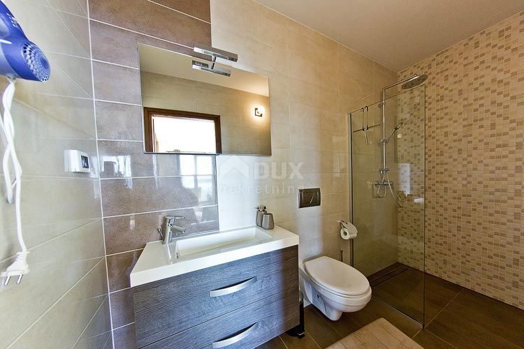 RAB, SUPETARSKA DRAGA - Villa a 50 metri dal mare