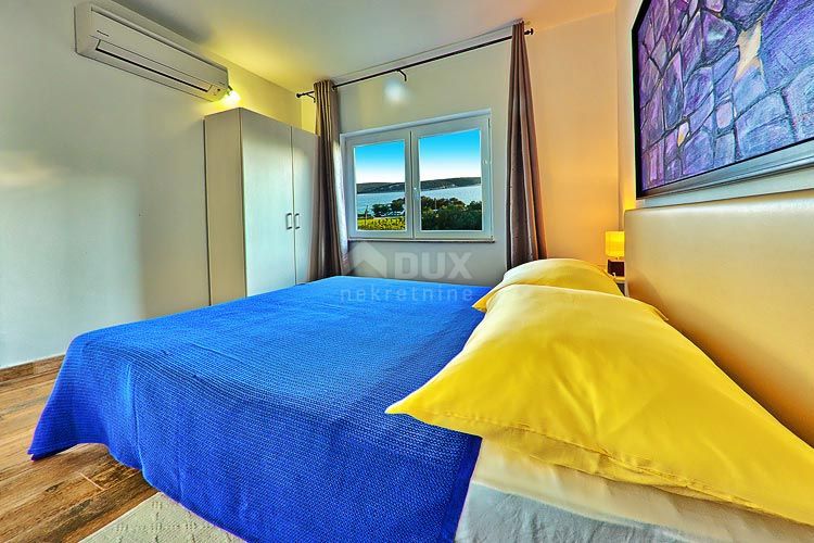 RAB, SUPETARSKA DRAGA - Villa a 50 metri dal mare