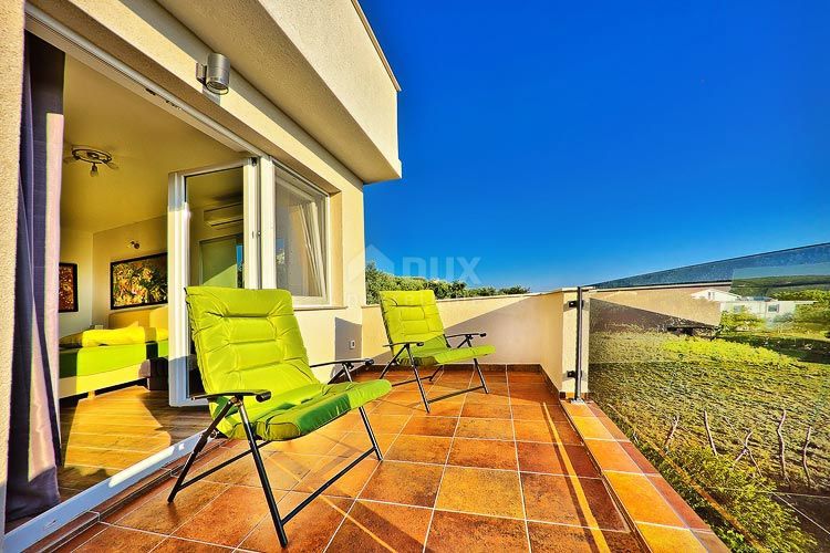 RAB, SUPETARSKA DRAGA - Villa a 50 metri dal mare