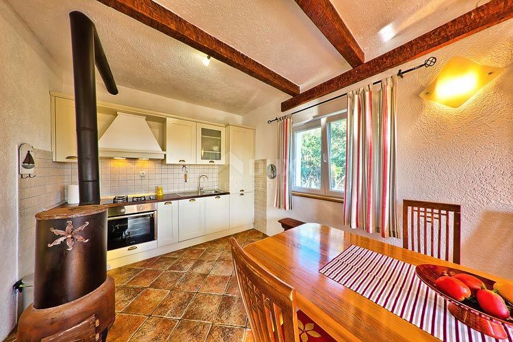 RAB, SUPETARSKA DRAGA - Villa a 50 metri dal mare