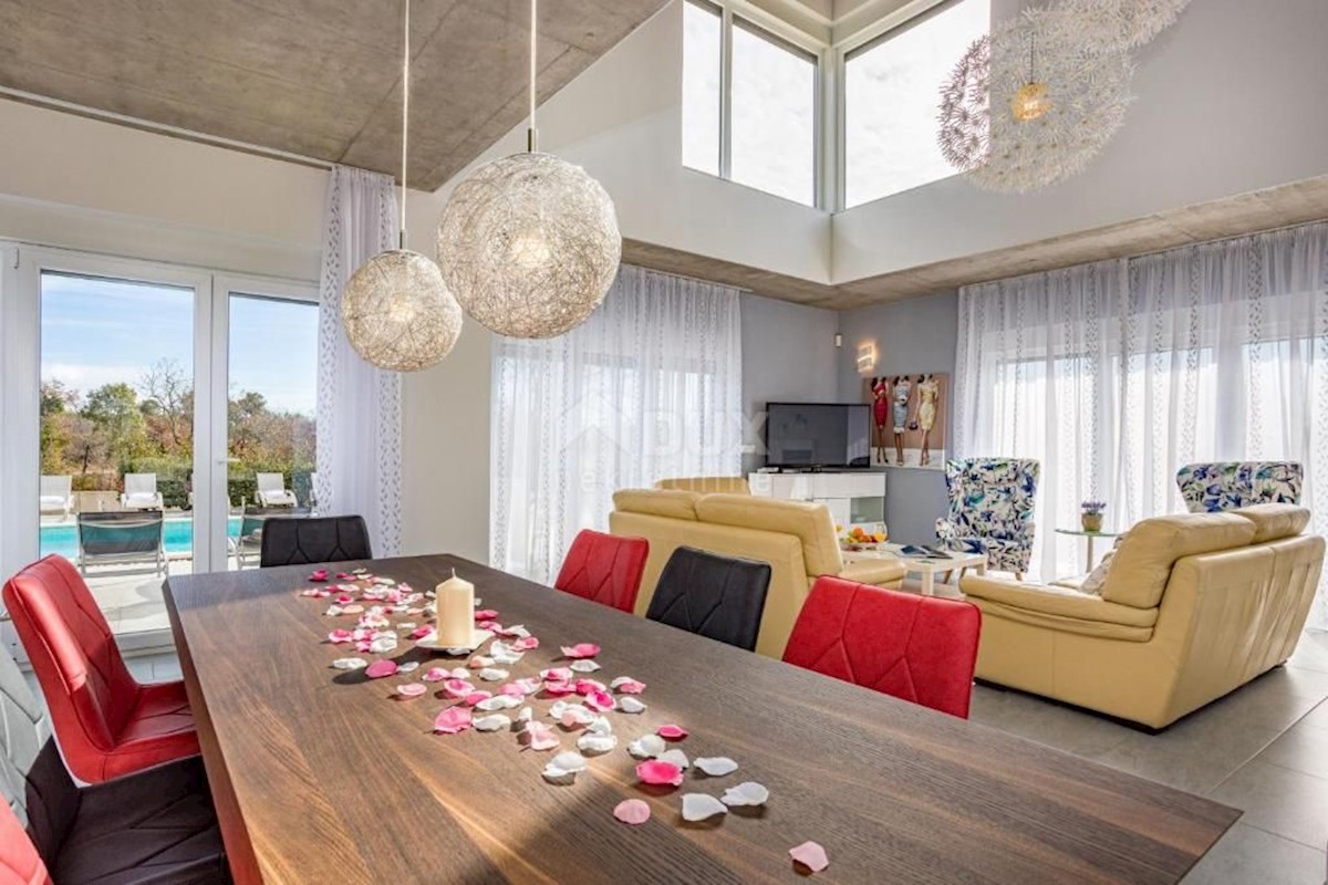 ISTRIA MARČANA - Villa moderna con piscina