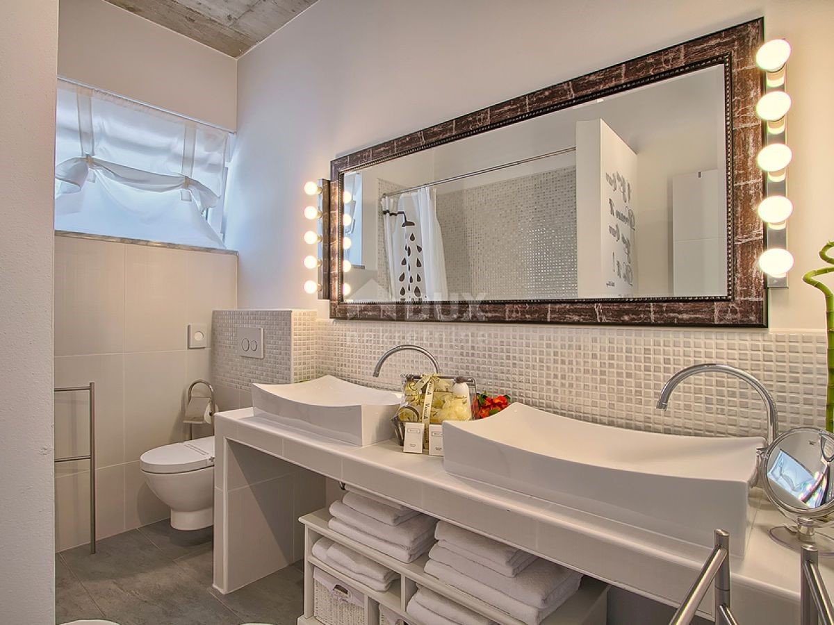 ISTRIA MARČANA - Villa moderna con piscina