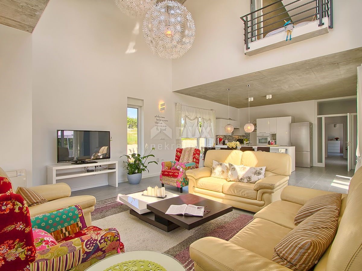 ISTRIA MARČANA - Villa moderna con piscina