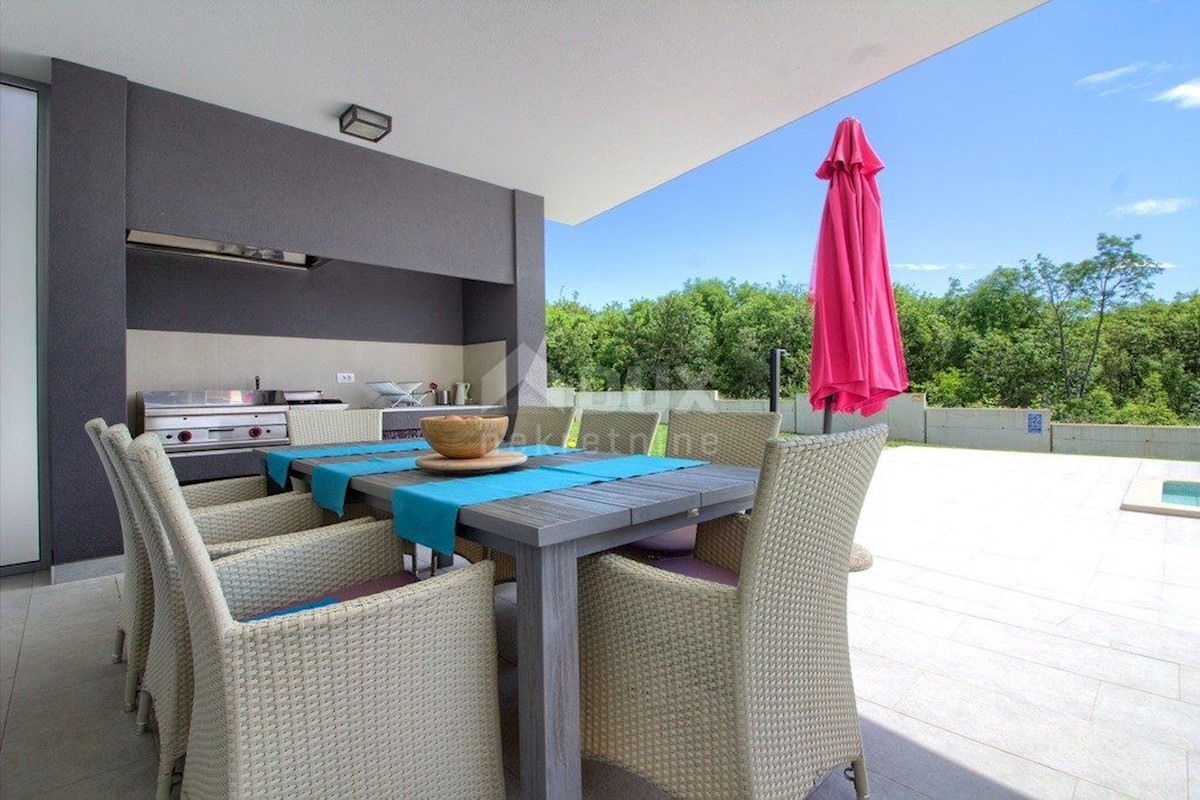 ISTRIA MARČANA - Villa moderna con piscina