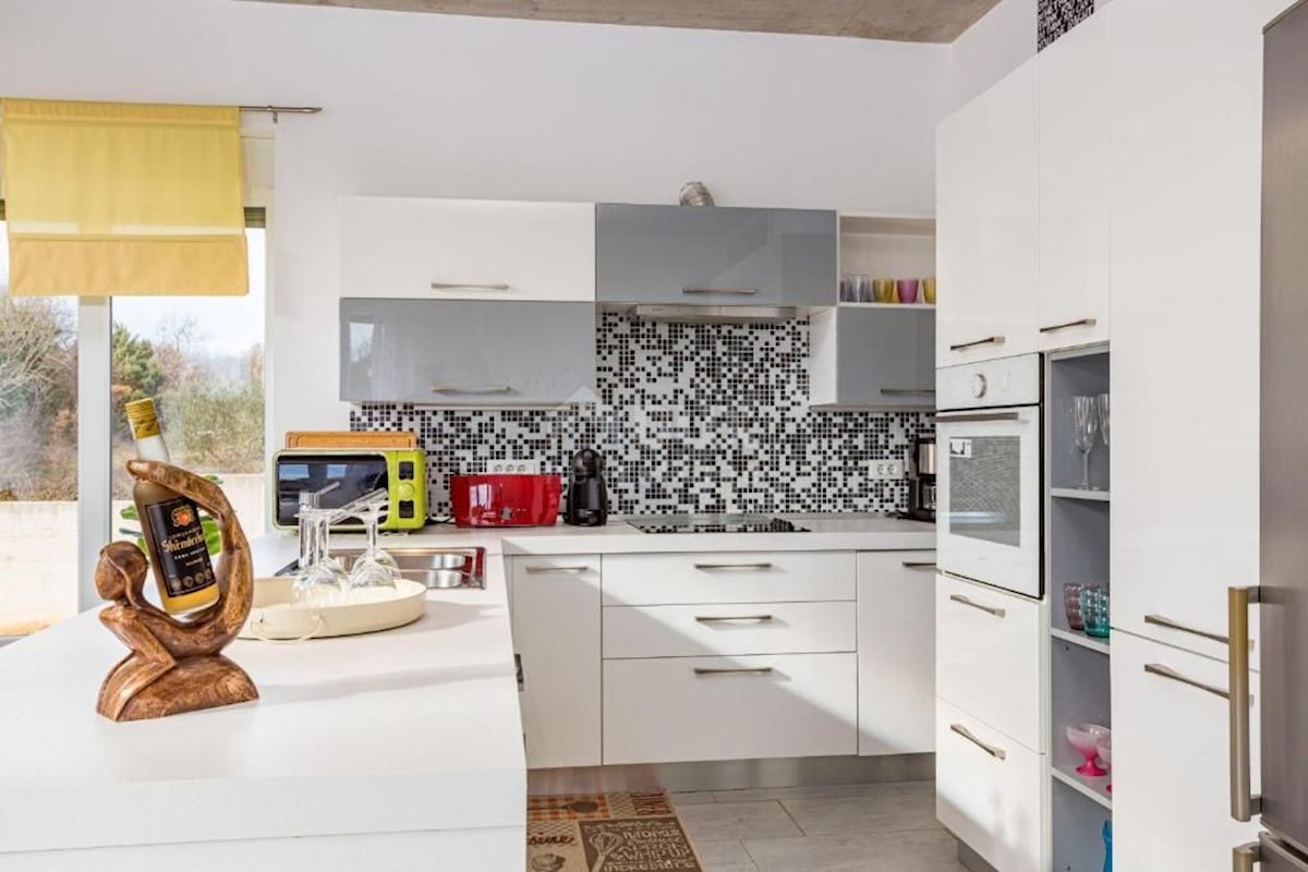 ISTRIA MARČANA - Villa moderna con piscina