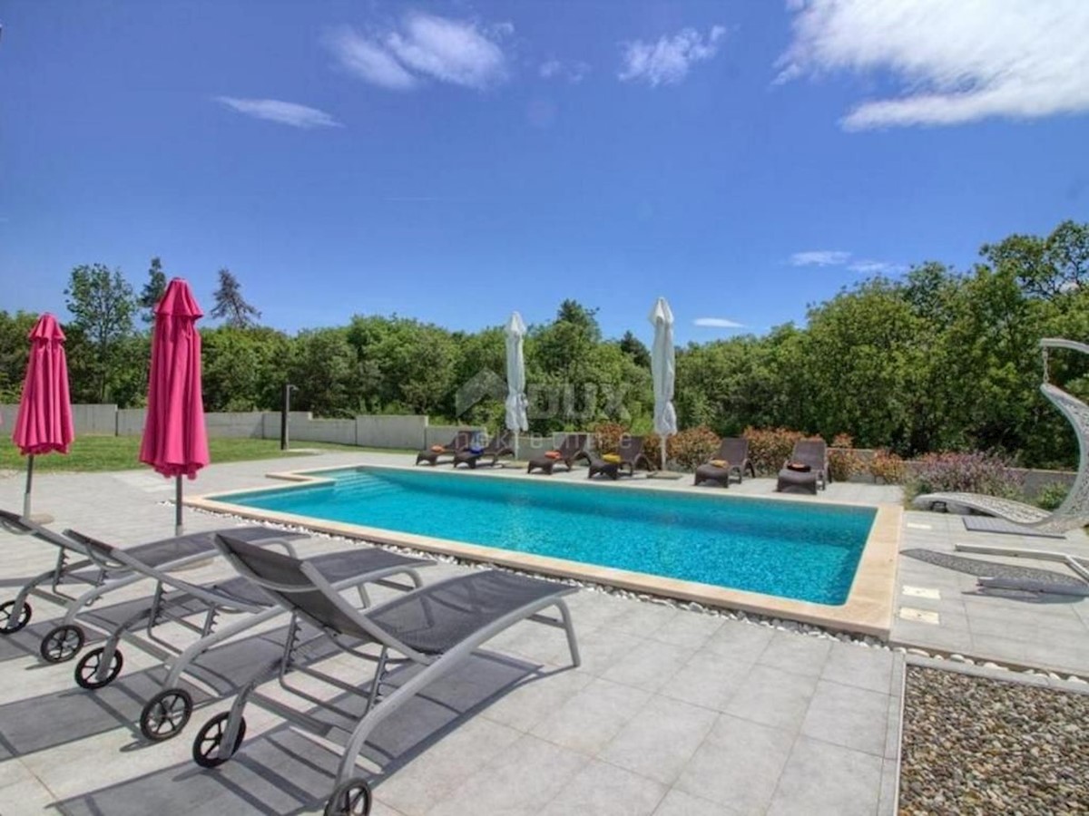 ISTRIA MARČANA - Villa moderna con piscina