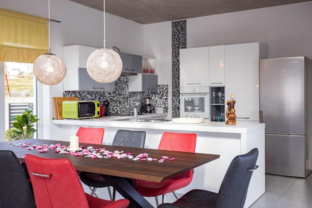 ISTRIA MARČANA - Villa moderna con piscina