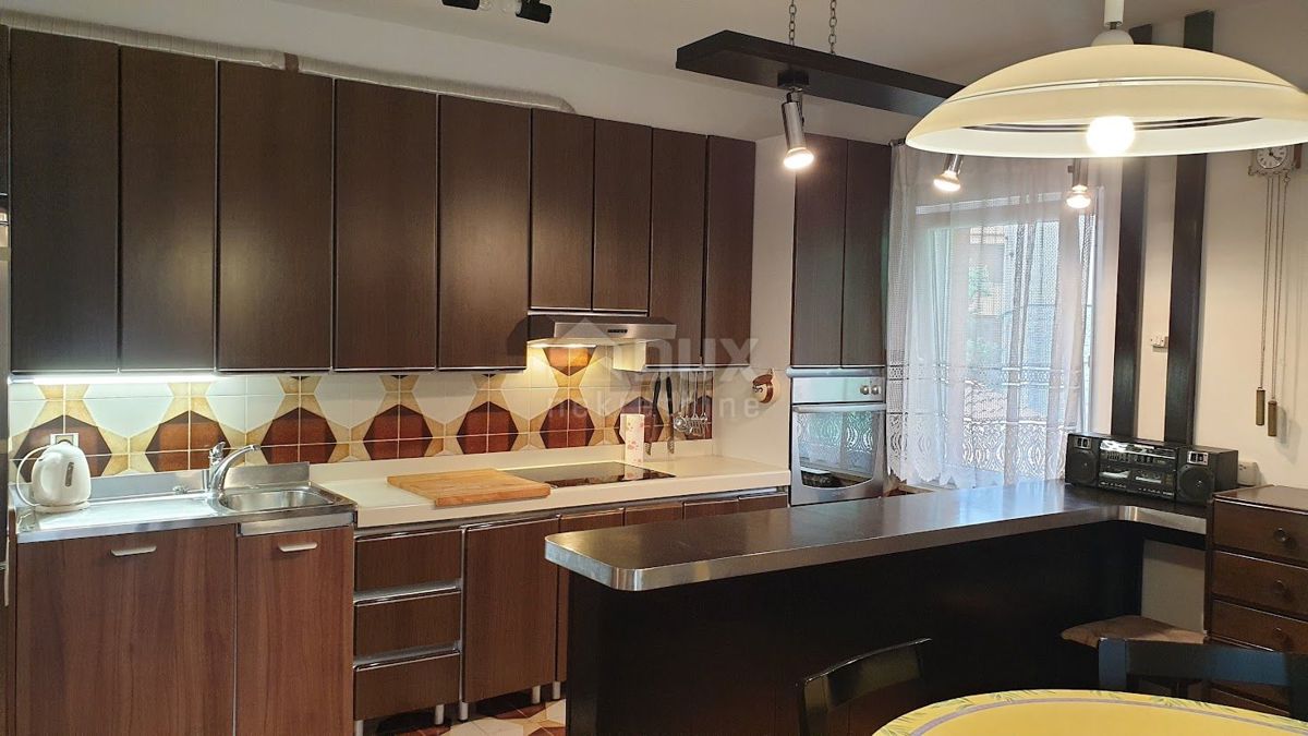 OPATIJA, KASTAV, TRINAJSTIĆI - Casa su terreno di 1800 m2