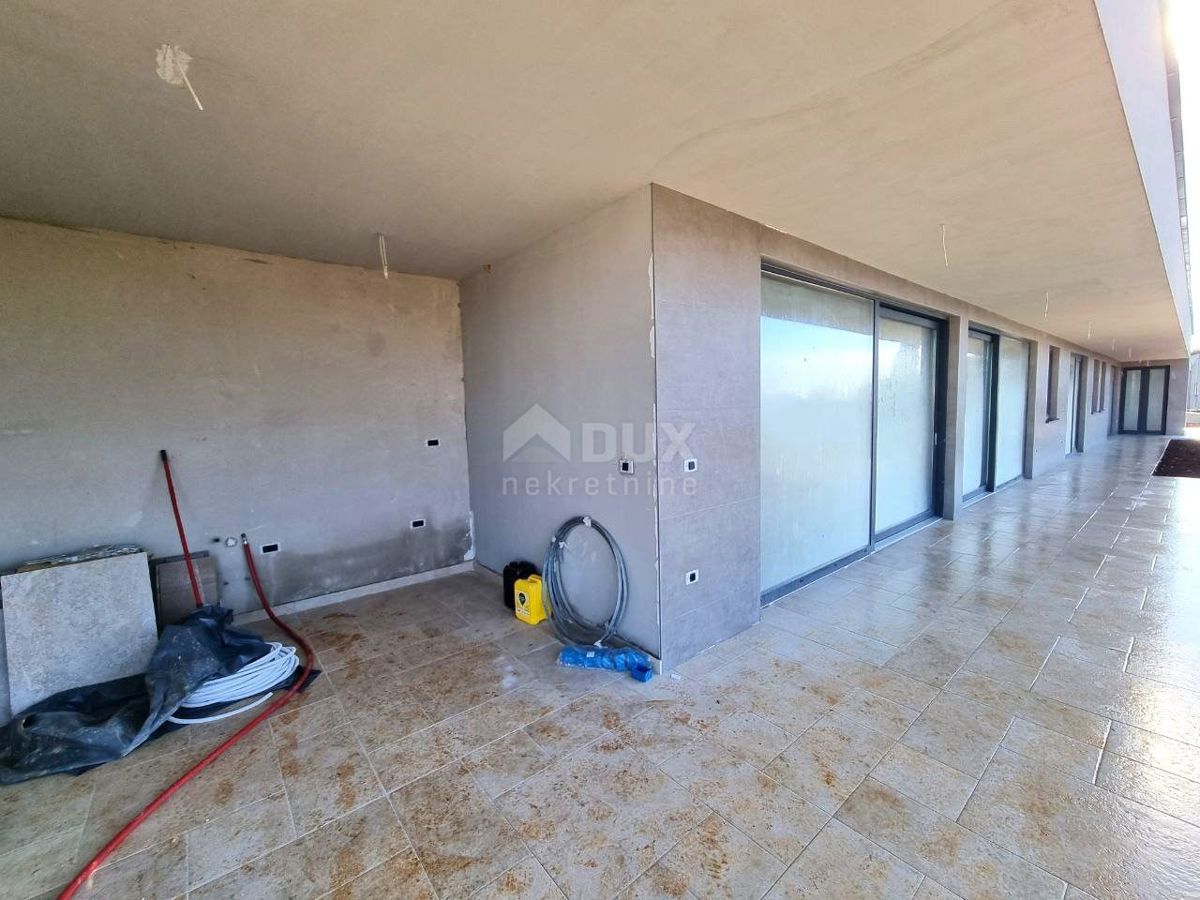 ISTRIA, SVETVINČENAT - Villa moderna in una posizione tranquilla