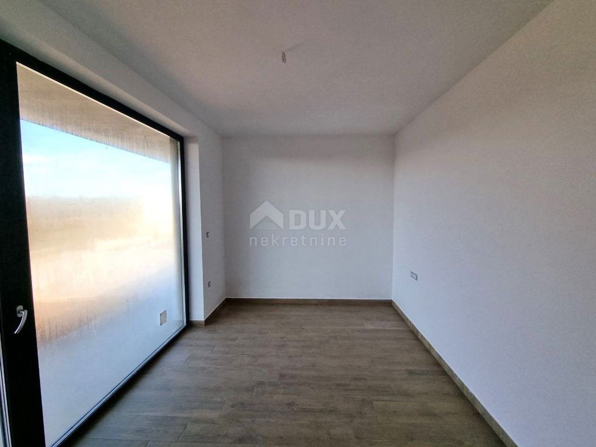 ISTRIA, SVETVINČENAT - Villa moderna in una posizione tranquilla