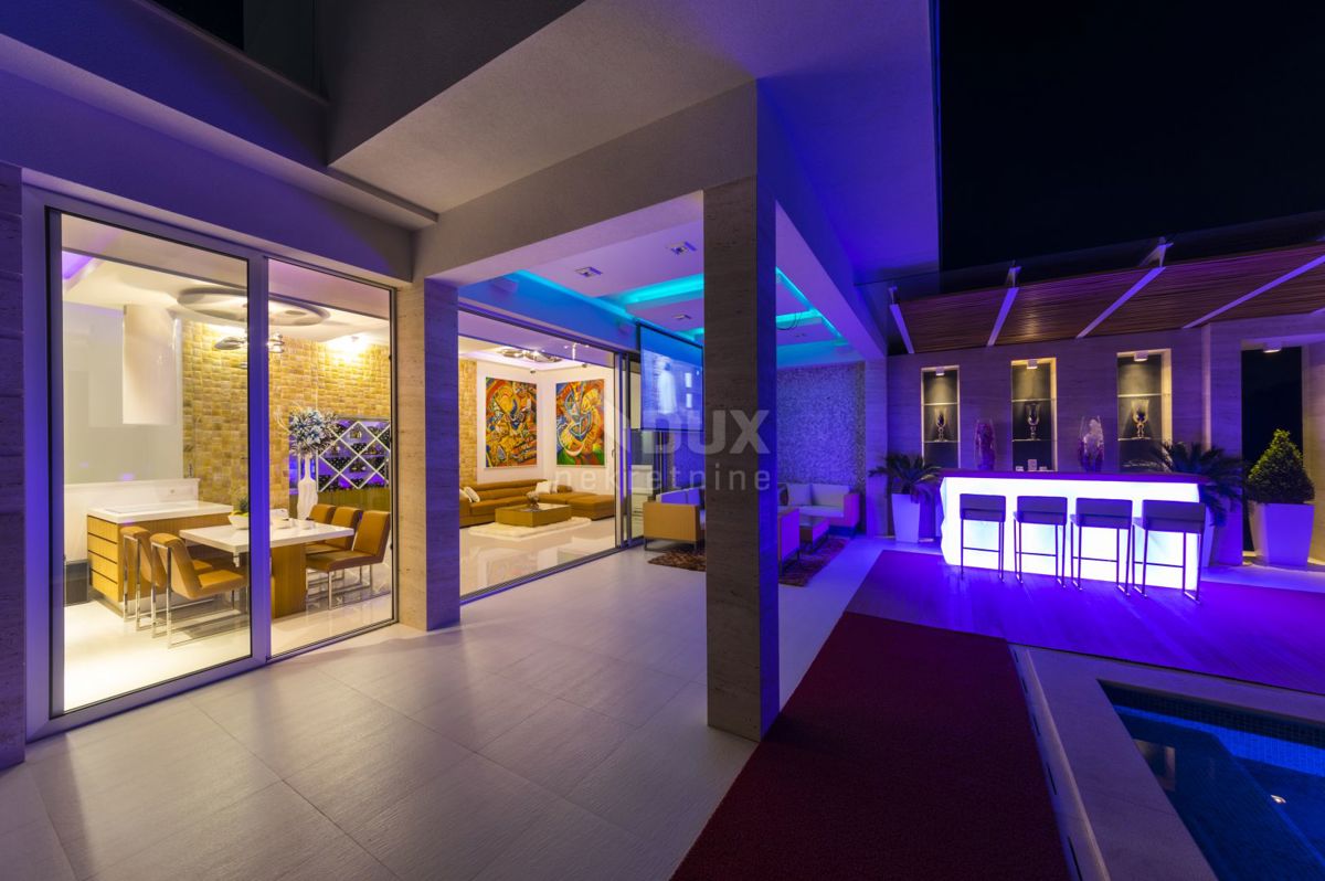 NOVALJA, POTOČNICA - Villa di lusso su una bellissima proprietà 