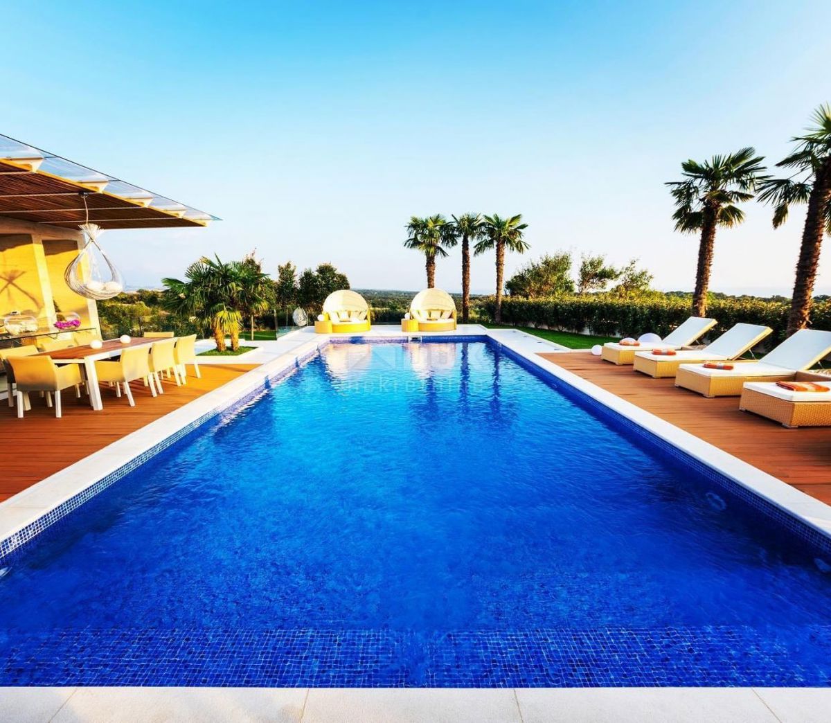 NOVALJA, POTOČNICA - Villa di lusso su una bellissima proprietà 