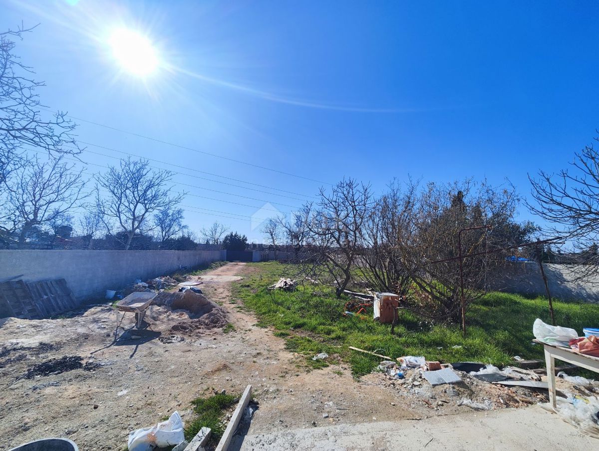 ISTRIA, POLA-Terreno agricolo con impianto legalizzato