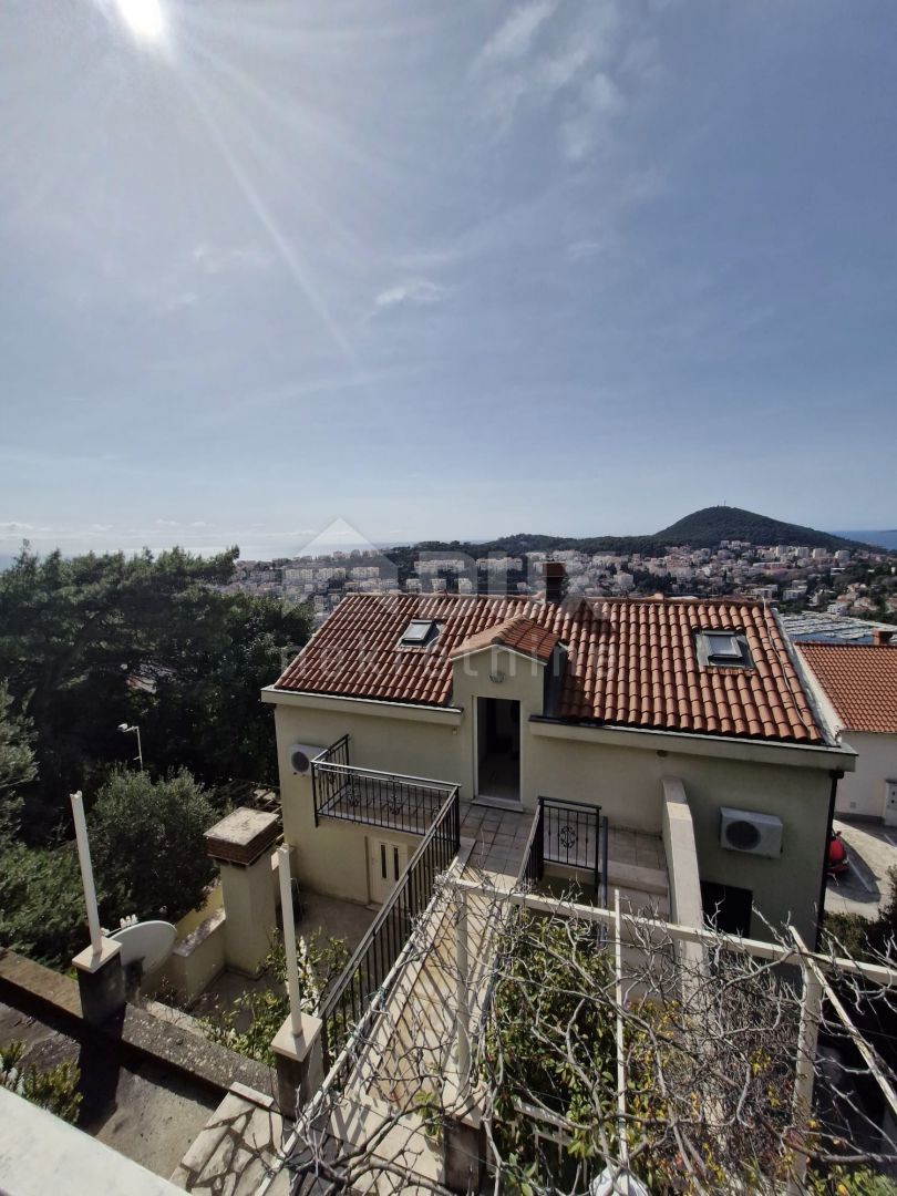 DUBROVNIK - una bella casa con vista sul mare