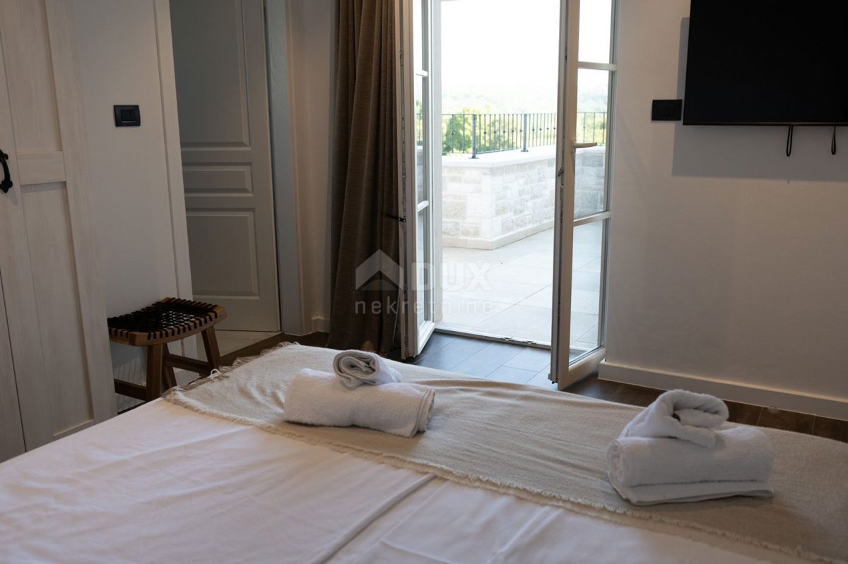 Casa Momjan, Buje, 334m2