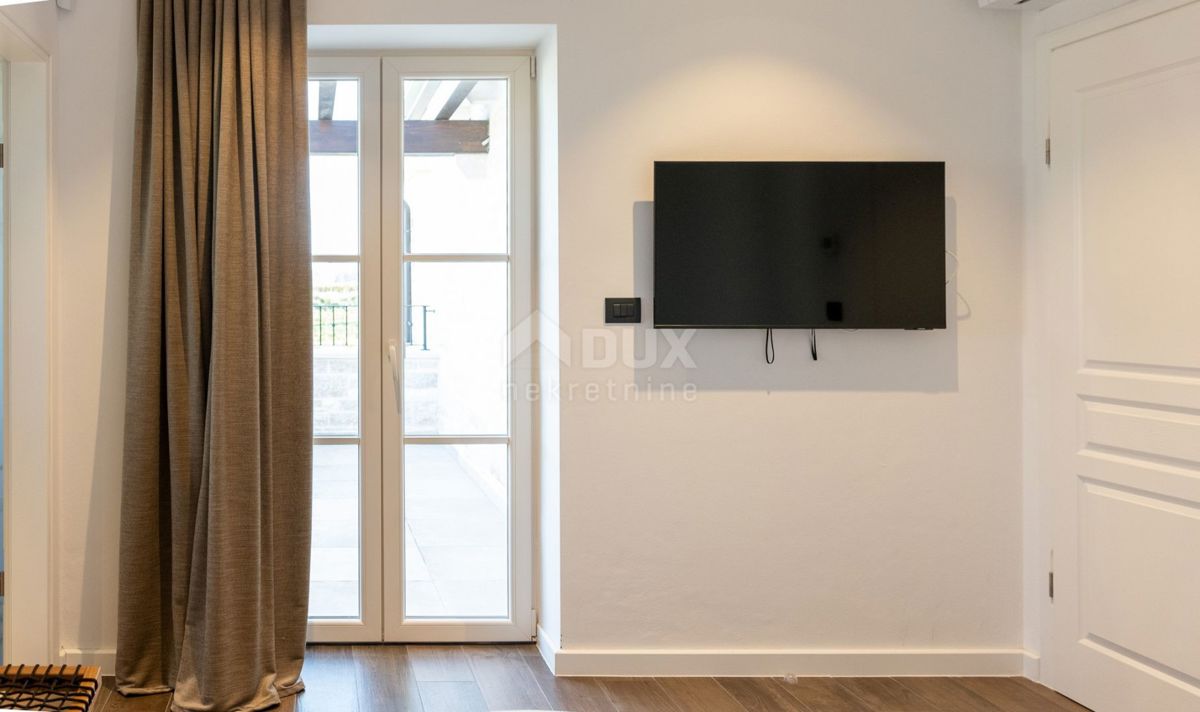 Casa Momjan, Buje, 334m2