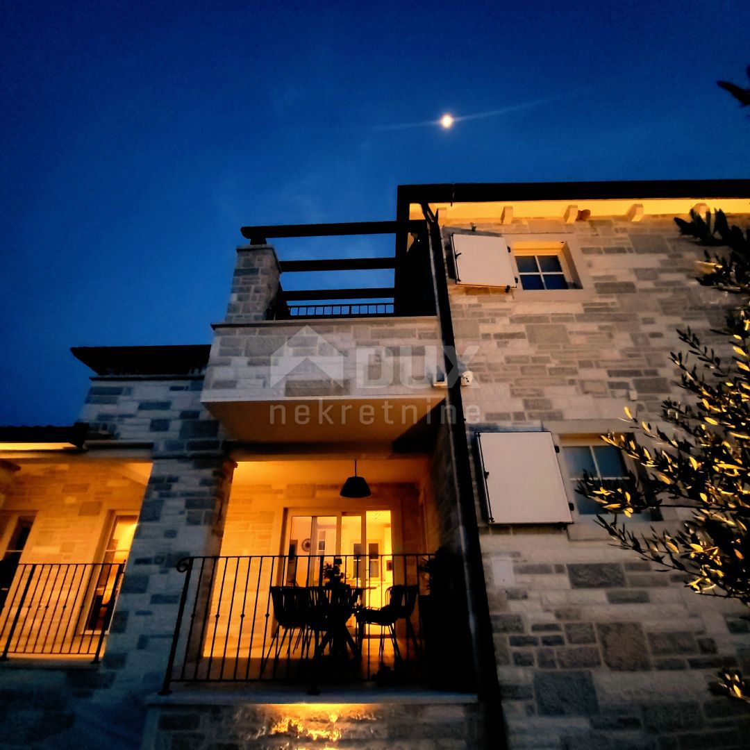 Casa Momjan, Buje, 334m2