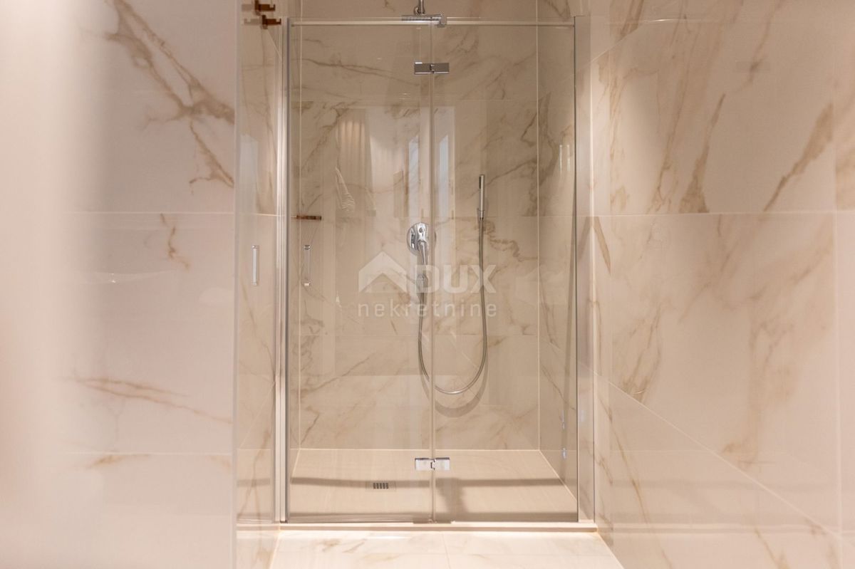 Casa Momjan, Buje, 334m2