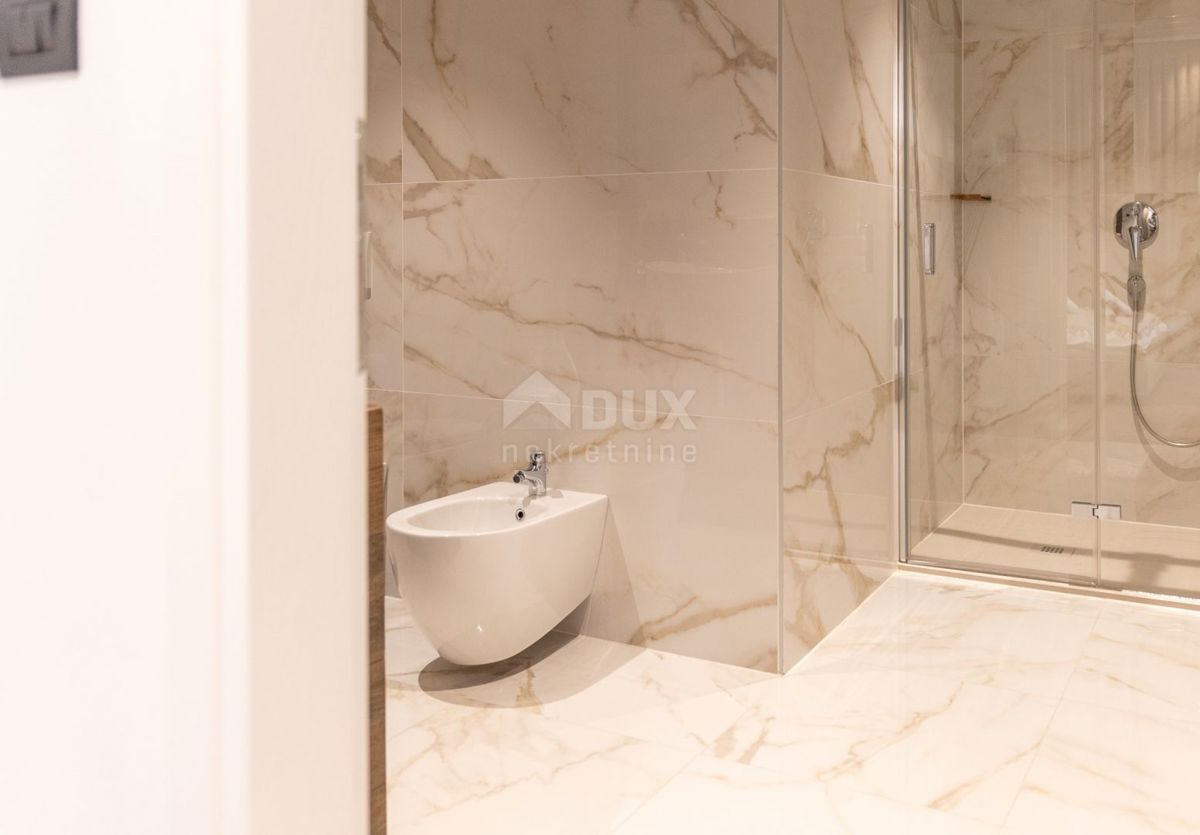 Casa Momjan, Buje, 334m2