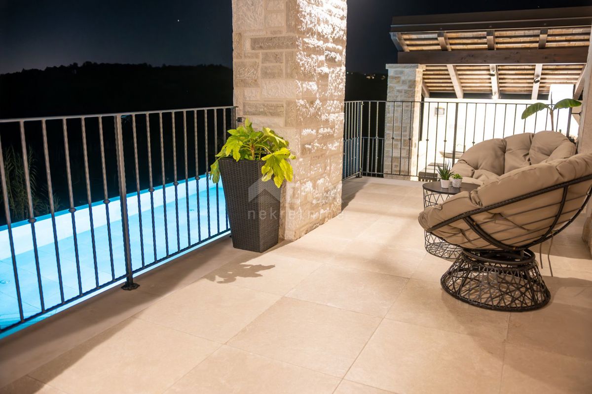 Casa Momjan, Buje, 334m2