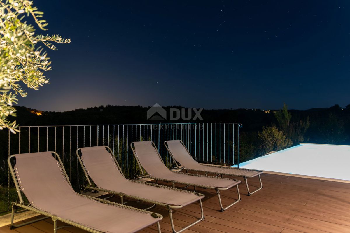 Casa Momjan, Buje, 334m2