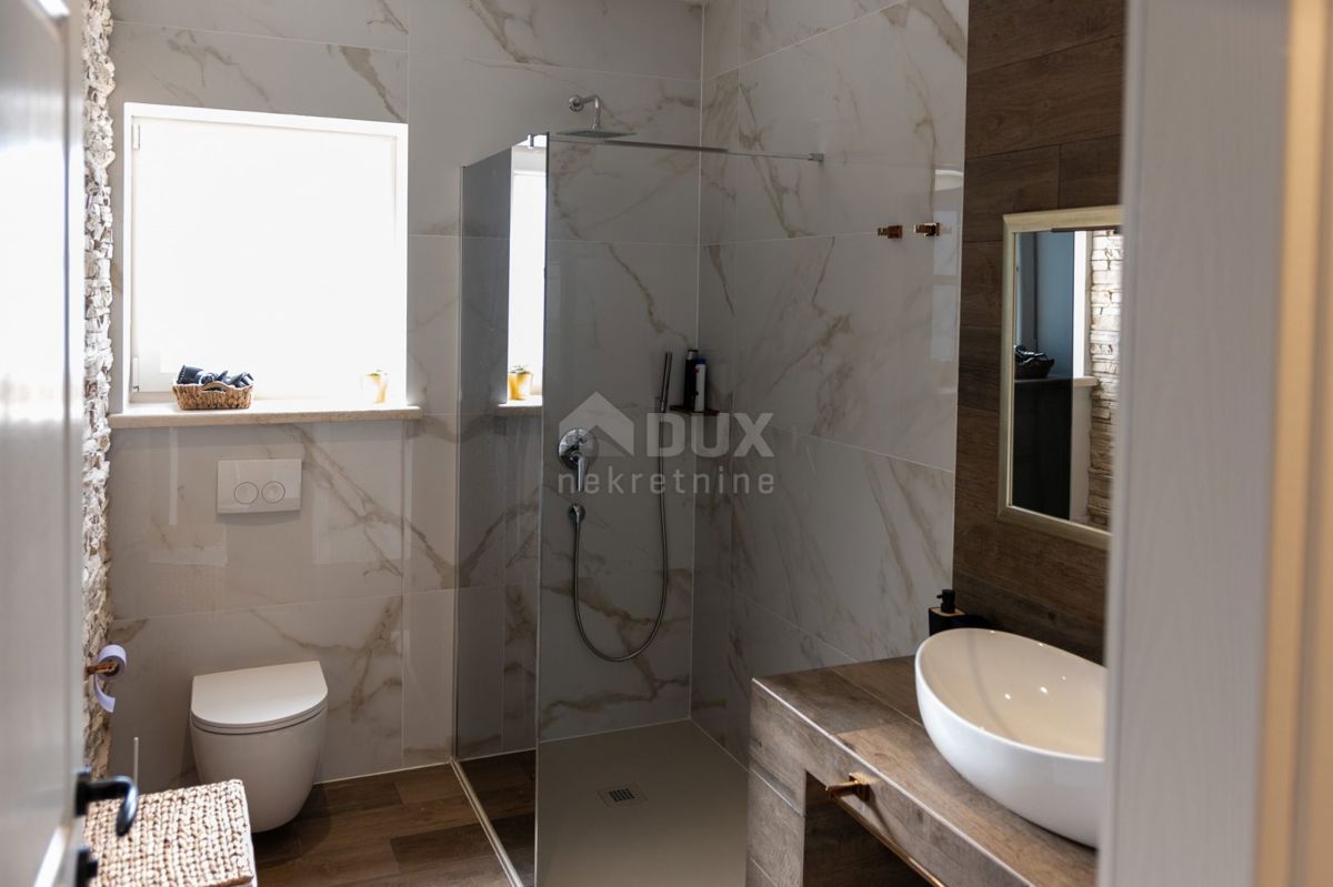 Casa Momjan, Buje, 334m2