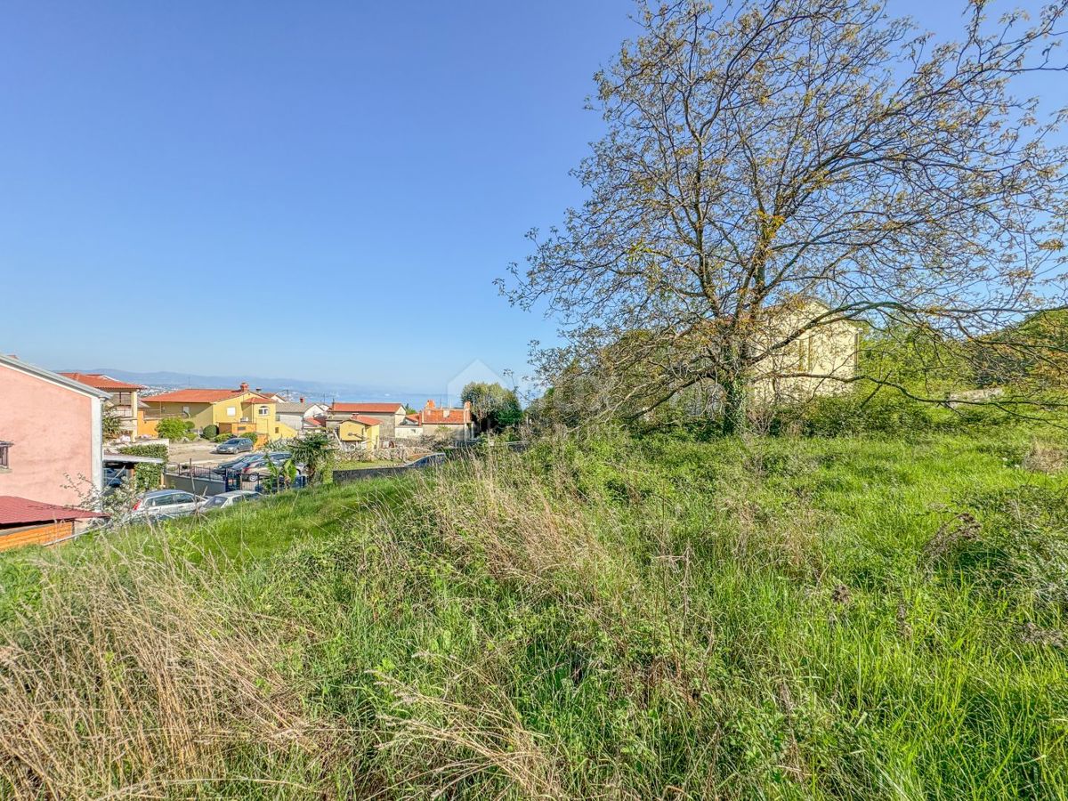 OPATIJA, MIHOTIĆI - Nuovo - terreno edificabile di 1756 m2 in un ambiente tranquillo vicino a Opatija