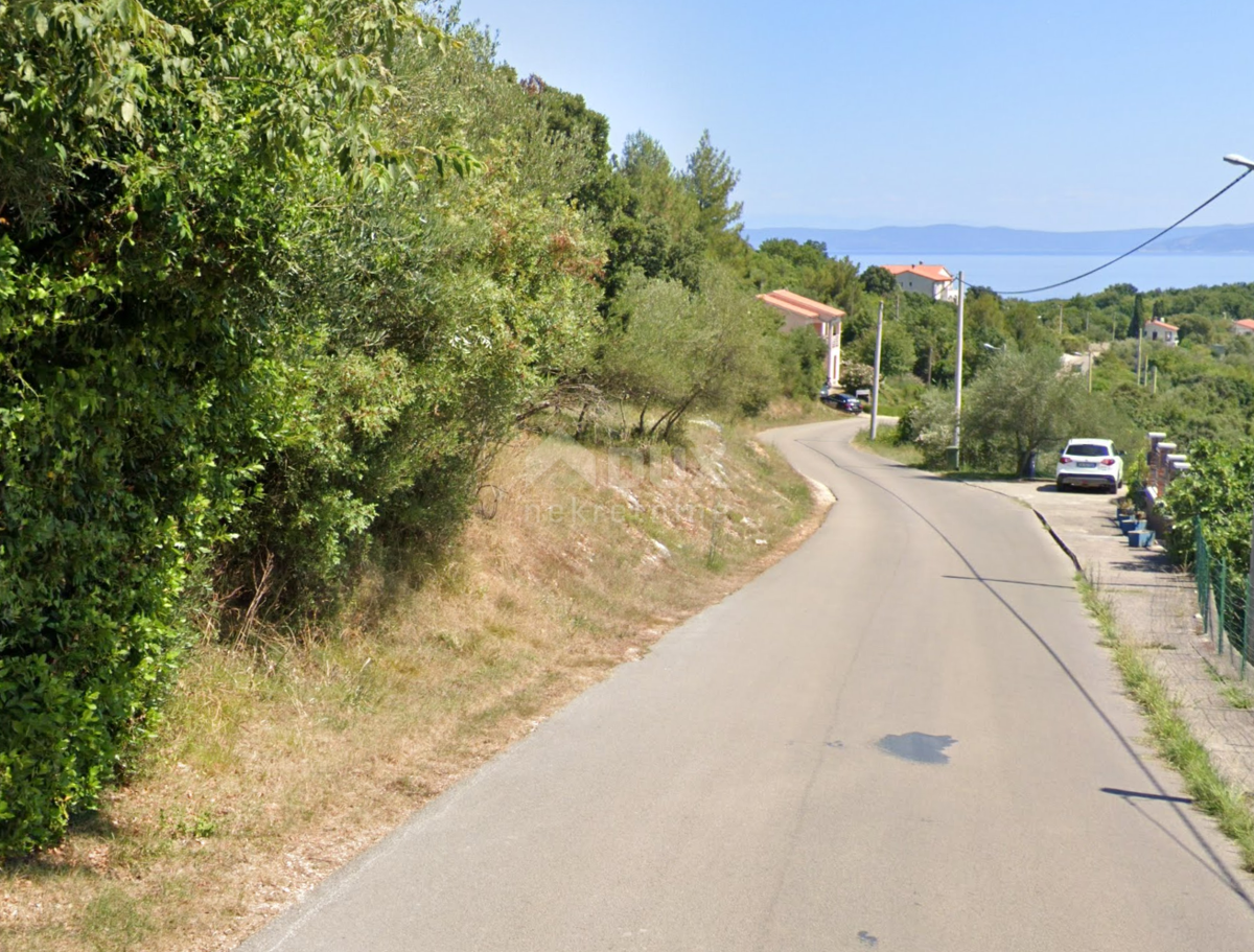 LABIN, SVETA MARINA- vecchia casa con terreno edificabile 435m2, con vista mare e progetto concettuale