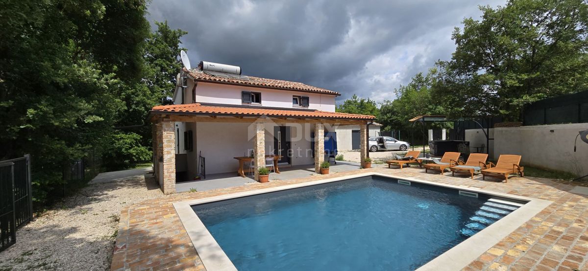 ISTRIA, ŽMINJ - Casa vacanze isolata con piscina e jacuzzi 