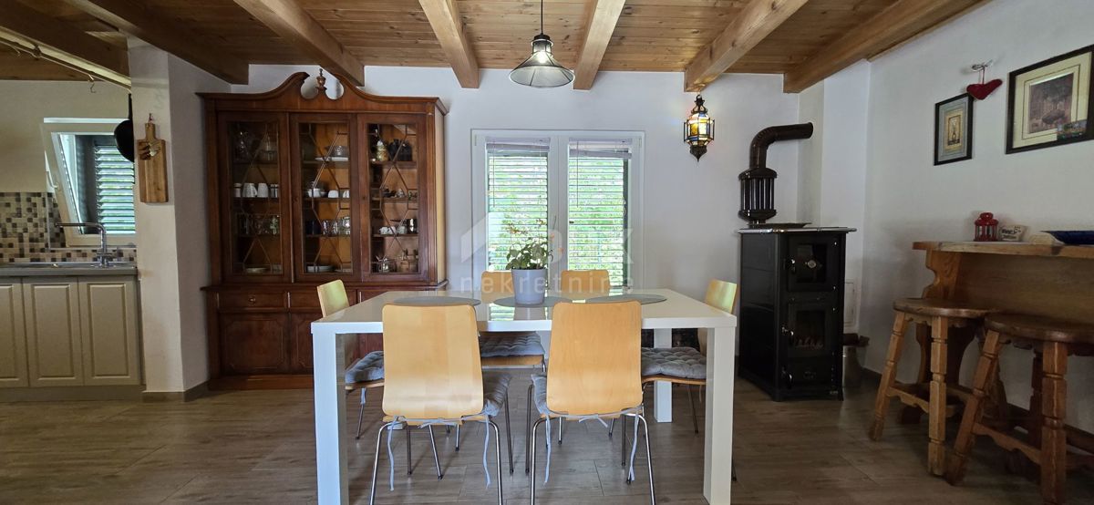 ISTRIA, ŽMINJ - Casa vacanze isolata con piscina e jacuzzi 