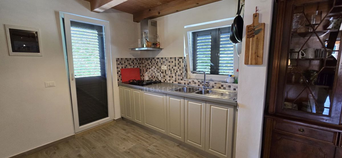 ISTRIA, ŽMINJ - Casa vacanze isolata con piscina e jacuzzi 