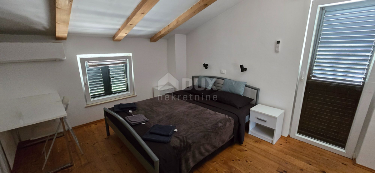 ISTRIA, ŽMINJ - Casa vacanze isolata con piscina e jacuzzi 