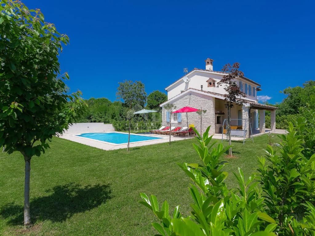 ISTRIA, MARČANA - Villa in pietra in un insediamento privato