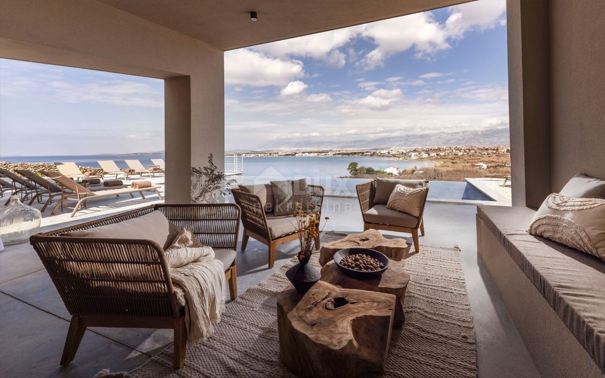 PAG, POVLJANE - Un impressionante angolo di paradiso con vista sul mare