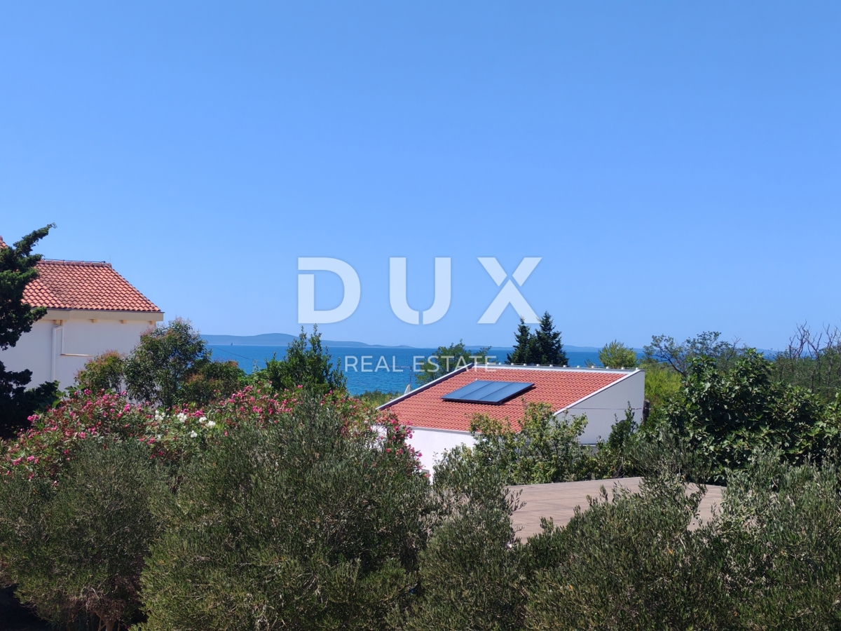 ZADAR, PRIVLAKA - Lussuoso appartamento a 120 metri dal mare con incantevole vista mare! S5