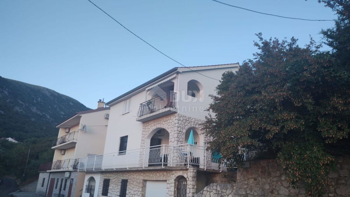 SENJ, BUNJICA - appartamento vicino al mare con garage