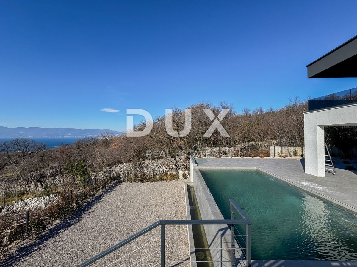 RIJEKA, KOSTRENA - due ville con due piscine, garage, splendida nuova costruzione con vista mare, raro investimento