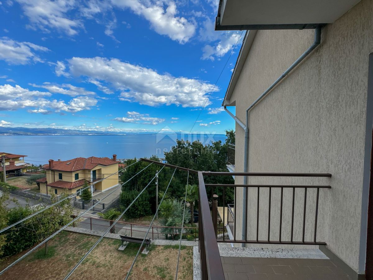 OPATIJA, IČIĆI - casa vicino alla marina di Ičići da ristrutturare, ricco giardino, vista panoramica sul mare, garage