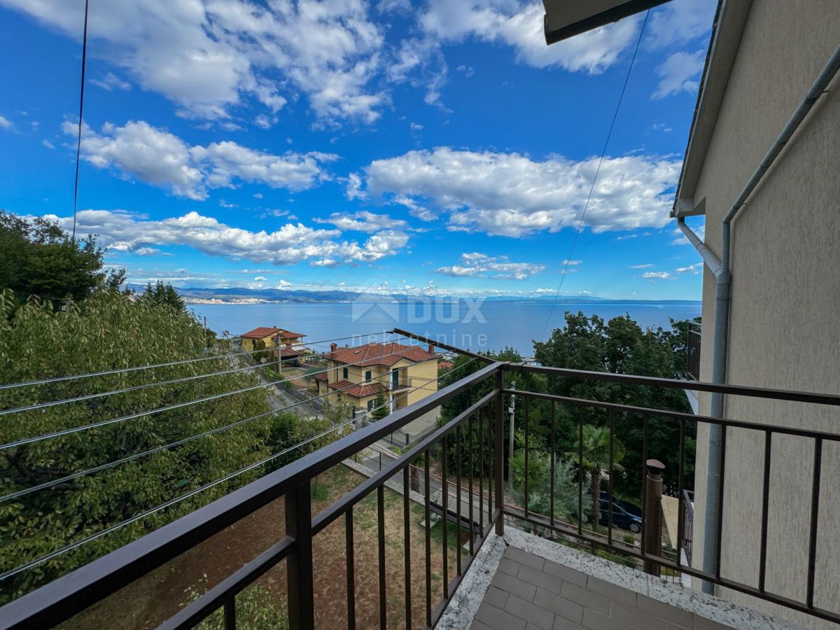 OPATIJA, IČIĆI - casa vicino alla marina di Ičići da ristrutturare, ricco giardino, vista panoramica sul mare, garage