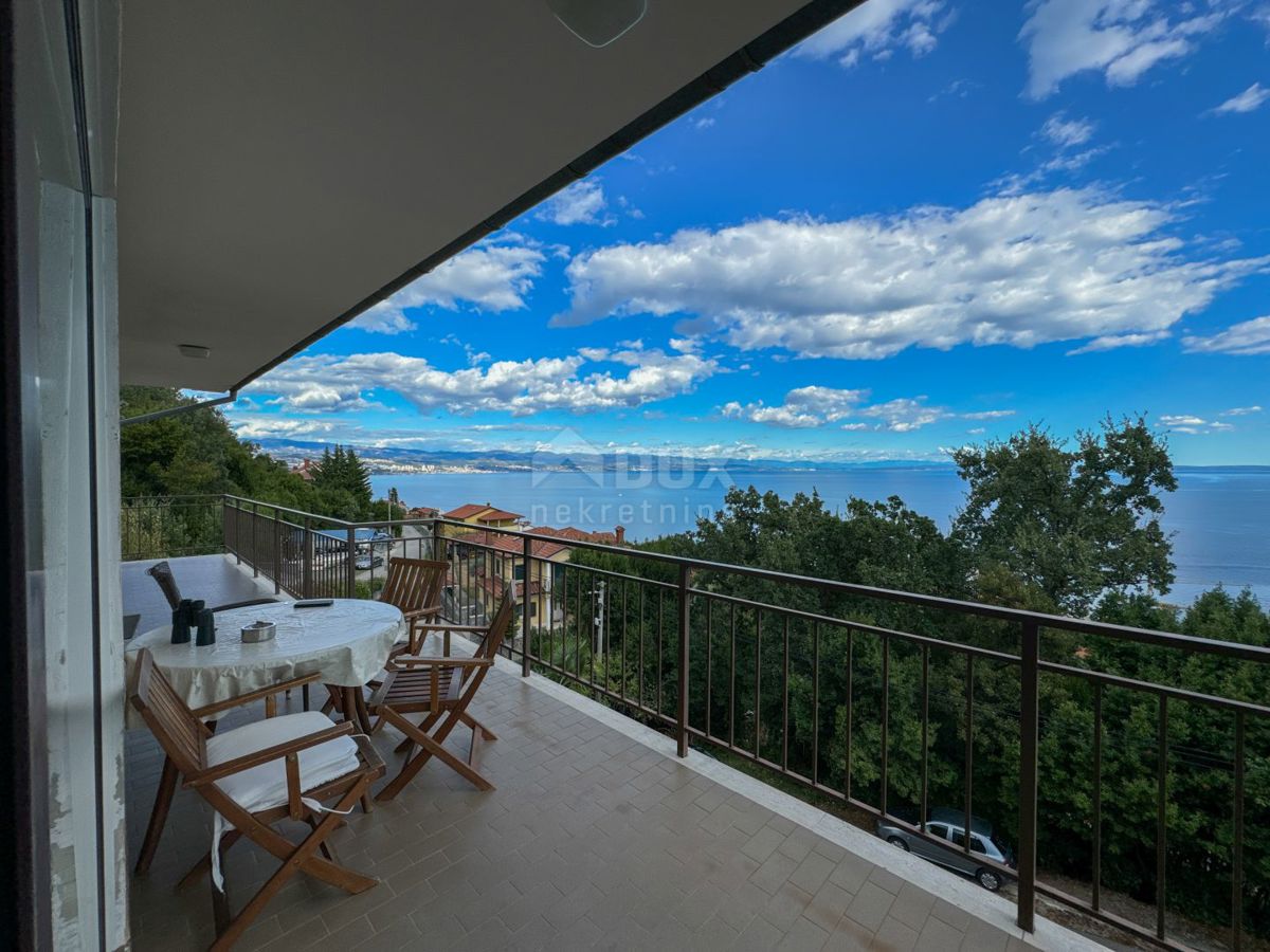 OPATIJA, IČIĆI - casa vicino alla marina di Ičići da ristrutturare, ricco giardino, vista panoramica sul mare, garage