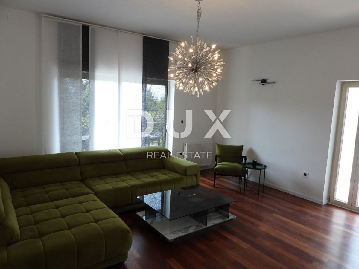 Casa Costabella, Rijeka, 300m2