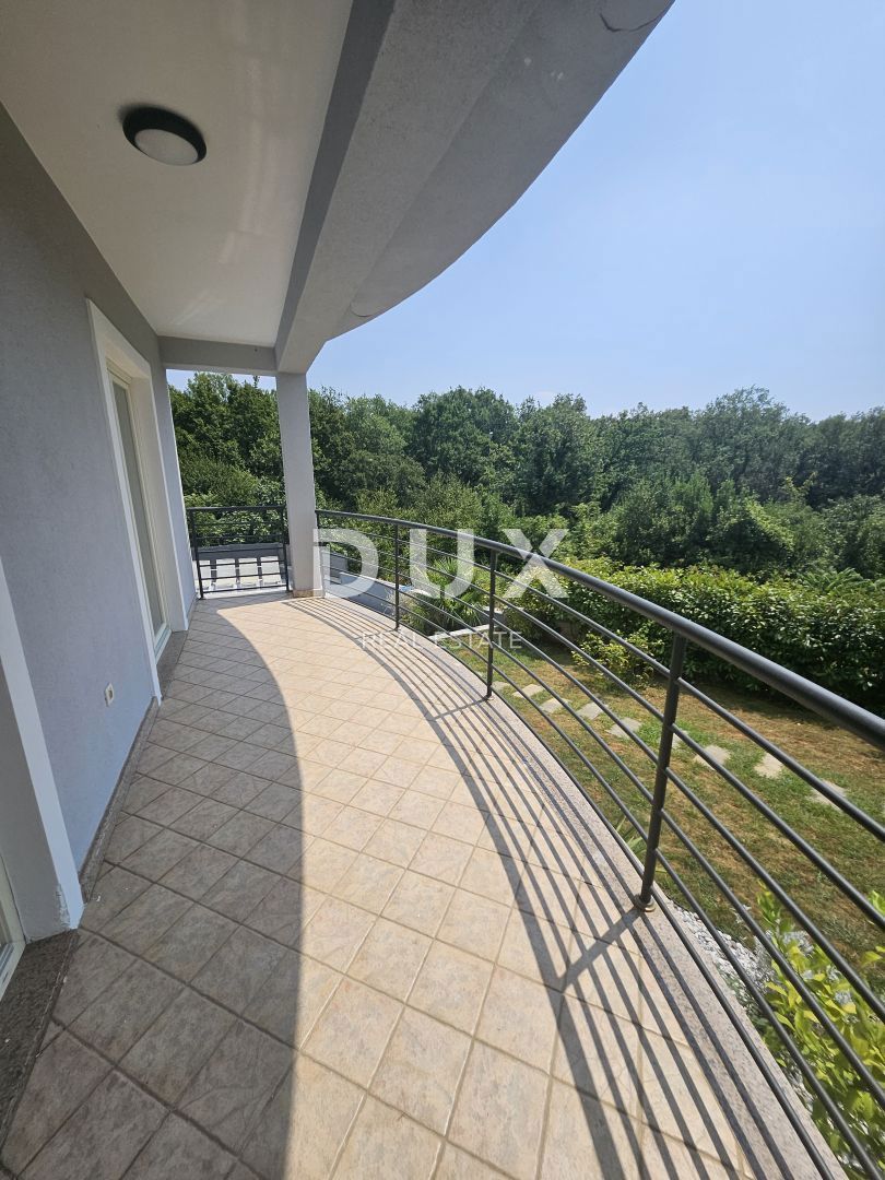 Casa Costabella, Rijeka, 300m2