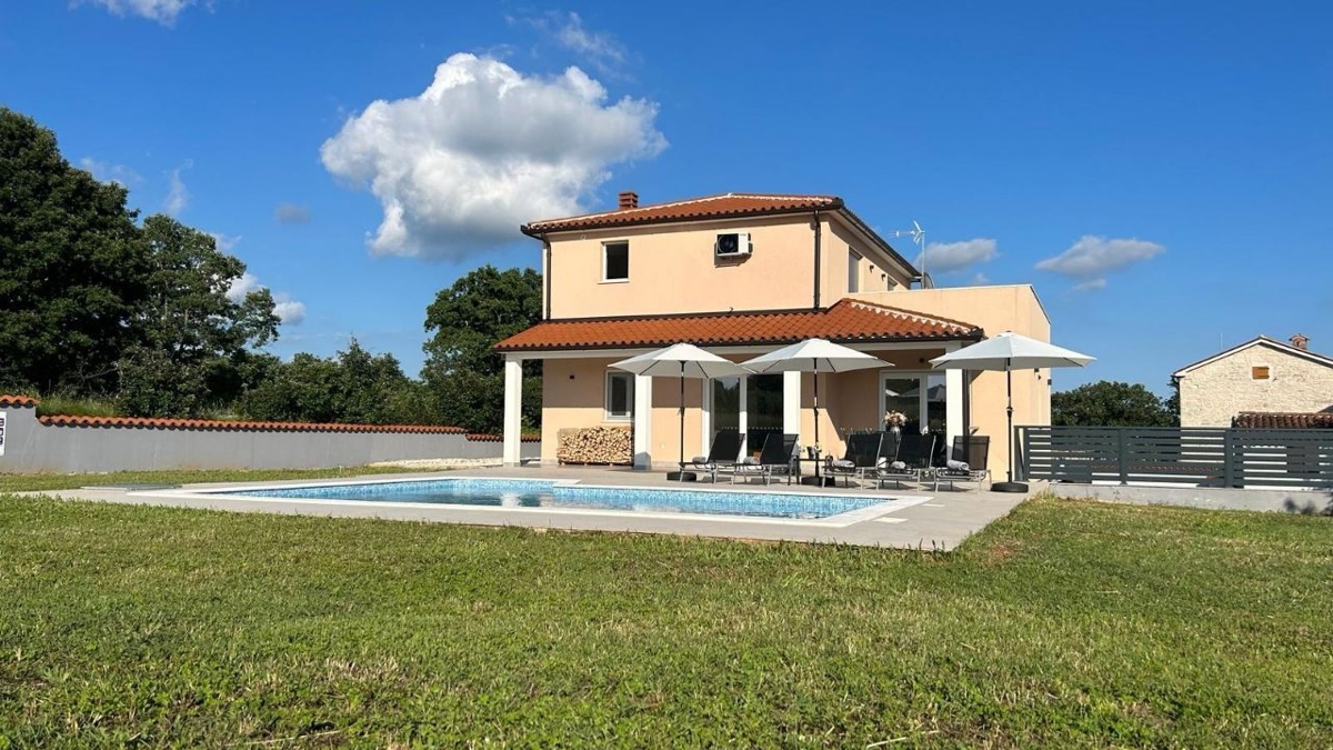 ISTRIA, DINTORNI DI FASANA - Villa discreta con la massima privacy in una posizione TOP vicino a Fasana e Pola