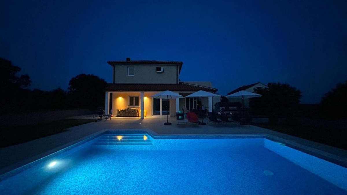 ISTRIA, DINTORNI DI FASANA - Villa discreta con la massima privacy in una posizione TOP vicino a Fasana e Pola