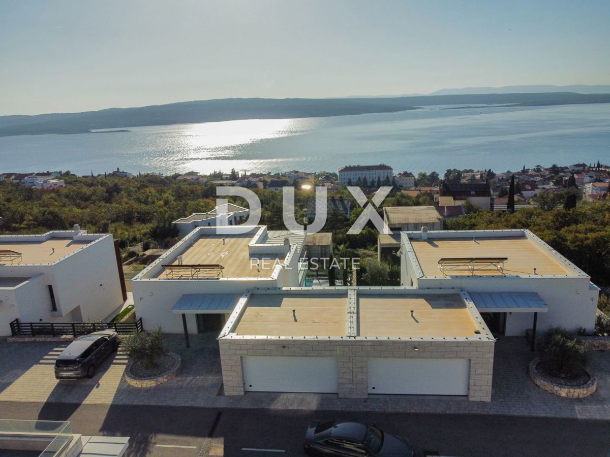 CRIKVENICA - villa di lusso a Crikvenica con piscina riscaldata e vista panoramica sul mare e sul Quarnero