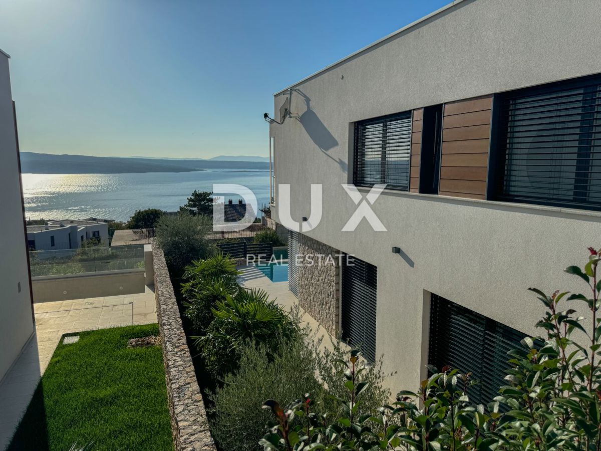 CRIKVENICA - villa di lusso a Crikvenica con piscina riscaldata e vista panoramica sul mare e sul Quarnero