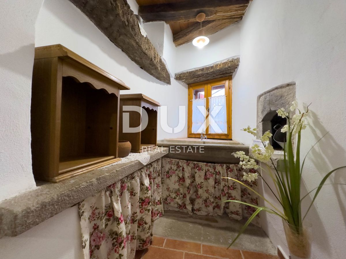 ISTRIA, GRAČIŠĆE - Casa in pietra autoctona ristrutturata nel cuore storico dell'Istria