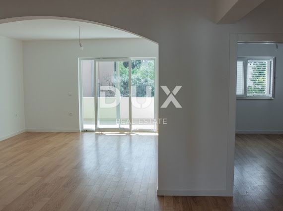 ZADAR, NOVI BOKANJAC - Confortevole appartamento di 97m² con garage