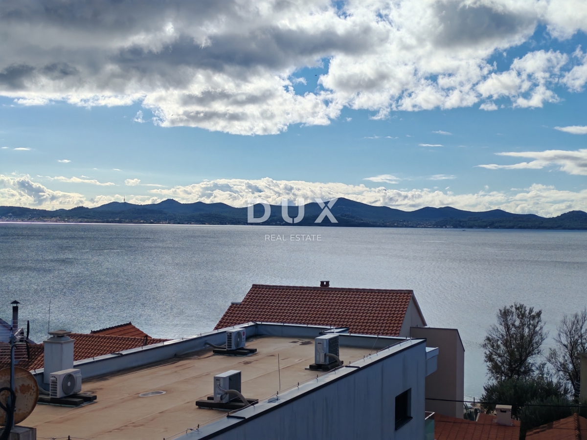 ZADAR, DIKLO - Stupendo attico con vista mare a soli 50 metri dalla spiaggia! S7
