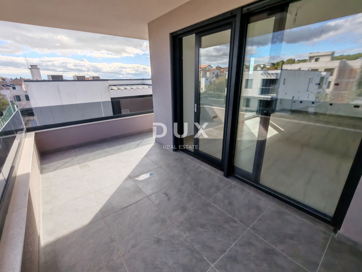 ZADAR, DIKLO - Stupendo attico con vista mare a soli 50 metri dalla spiaggia! S7